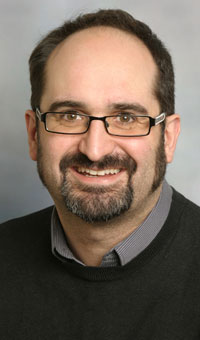 Dr Alun Hughes